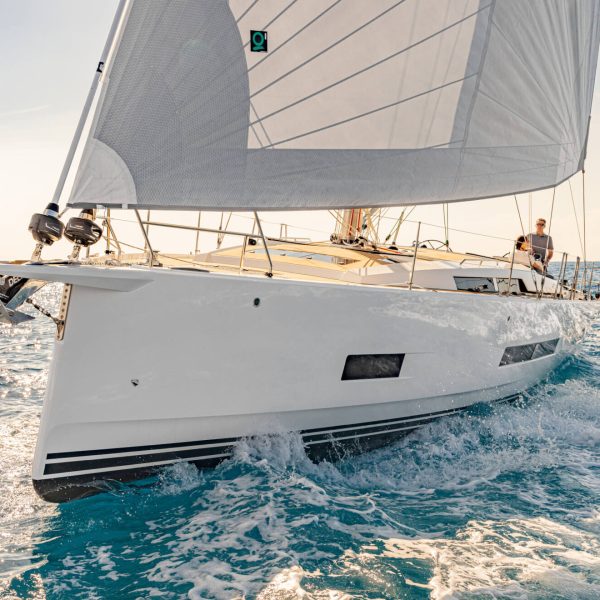 hanse-460-photo-exterieur-2021-hanse-460-bilder-web-exterior-0004jpg_7368863029332988694_1980_0_0